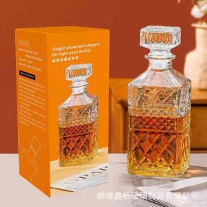 Glass Wine Decanter with Lid