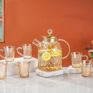 Jug with cups